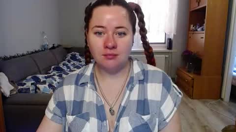 KateeFox online show from March 5, 8:43 am