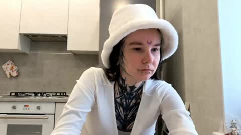 Milana online show from March 6, 6:30 am