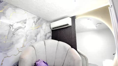 Im Katherine but call me Kate  online show from January 22, 12:06 pm