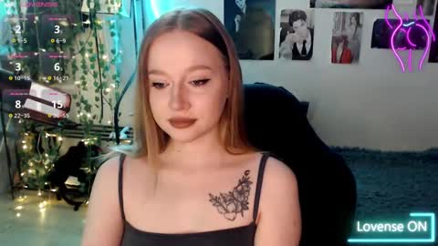 Lisa online show from February 20, 11:43 pm