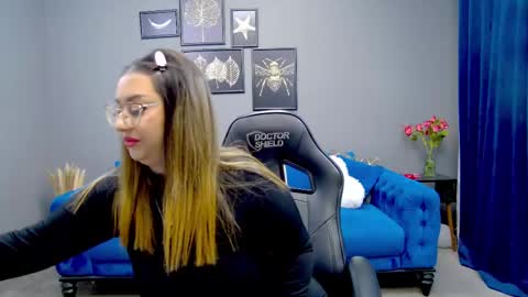 Kate online show from March 4, 6:18 pm