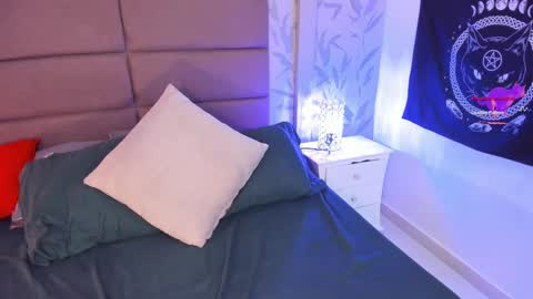 Kat online show from February 27, 1:59 am