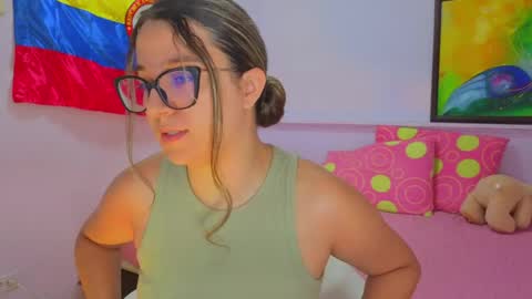 Khaterine online show from June 3, 12:17 pm