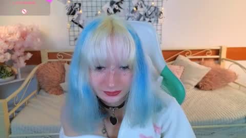 Katia  online show from April 19, 5:18 am