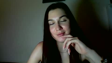 katie_foxi online show from November 26, 7:15 pm