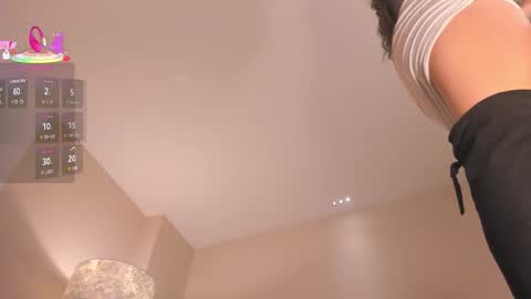 katieangel1 online show from November 28, 11:46 am