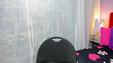 Katie online show from June 5, 7:42 pm