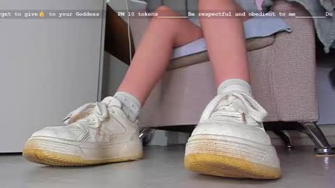 Snapshot of katiewoww chatting on September 15, 2:47 pm Miss Katie online show from September 15, 2:47 pm