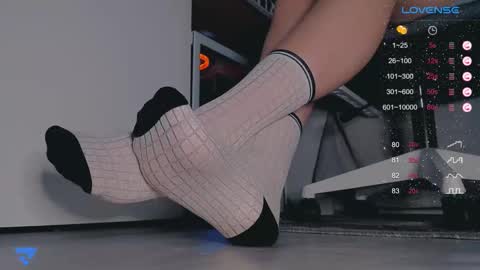 Snapshot of katiewoww chatting on December 15, 4:40 am Miss Katie online show from December 15, 4:40 am