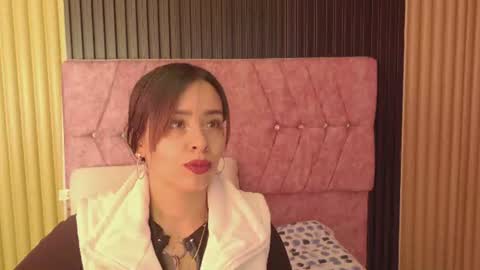 Katie online show from July 28, 8:12 am