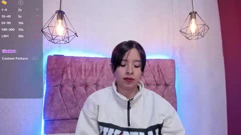 Snapshot of katiie_m chatting on October 13, 12:41 pm Katie online show from October 13, 12:41 pm