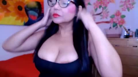 katiusca_horny2 online show from August 2, 1:36 pm
