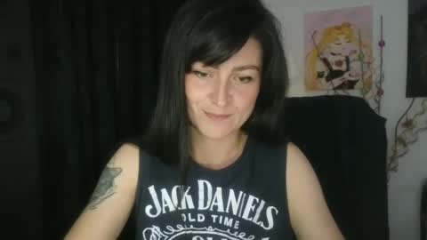 Snapshot of katlopez19 chatting on December 10, 12:06 am katalina online show from December 10, 12:06 am