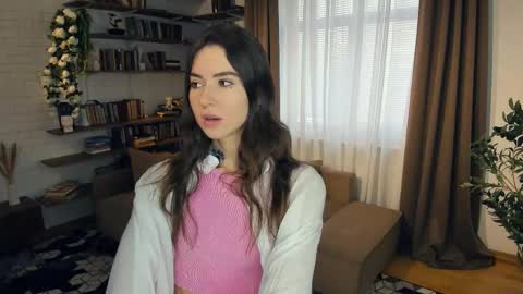 Kate Aurora online show from March 10, 7:45 am