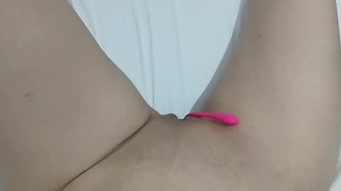 katrina  dont forget to give me thumbs up online show from December 15, 6:57 pm