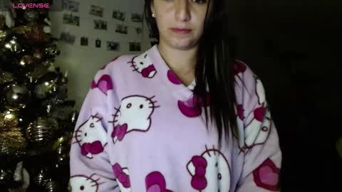 Snapshot of kattie_love chatting on January 8, 6:20 am kattie online show from January 8, 6:20 am