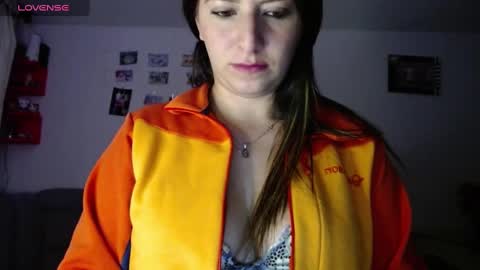 Snapshot of kattie_love chatting on January 24, 5:21 am kattie online show from January 24, 5:21 am