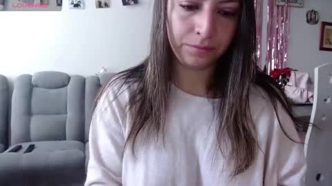 Snapshot of kattie_love chatting on February 11, 12:25 pm kattie online show from February 11, 12:25 pm