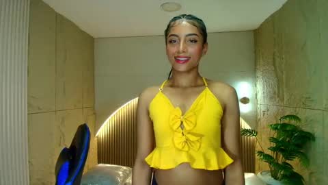 Snapshot of katty_berry_r chatting on September 11, 8:09 pm Katty online show from September 11, 8:09 pm