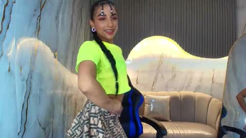 Snapshot of katty_berry_r chatting on October 1, 8:14 pm Katty online show from October 1, 8:14 pm