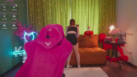 Katy      -    online show from May 1, 3:21 am