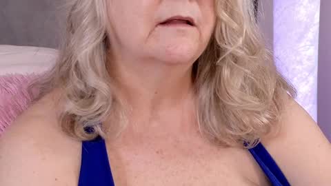 katy_nicole online show from May 8, 7:05 pm