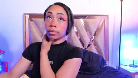 katyortiz online show from December 18, 11:59 am