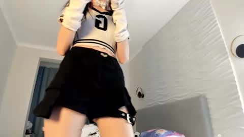 mai online show from September 15, 1:08 pm