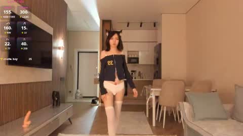 mai online show from August 8, 2:03 pm