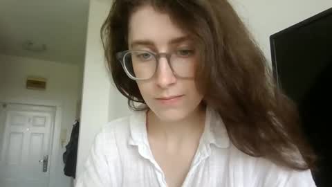 kawaii snowflake online show from September 18, 10:25 am