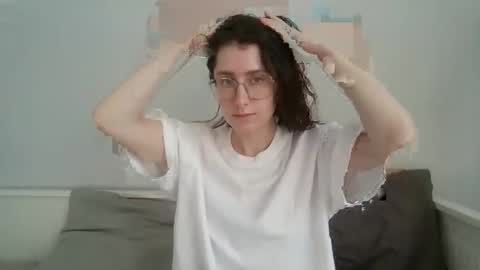 kawaii snowflake online show from October 19, 1:02 pm