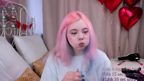 Snapshot of kawaii_yuki chatting on February 16, 8:43 am Yuki  online show from February 16, 8:43 am