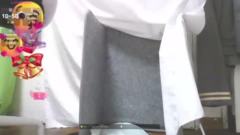 kuma online show from December 5, 11:18 pm