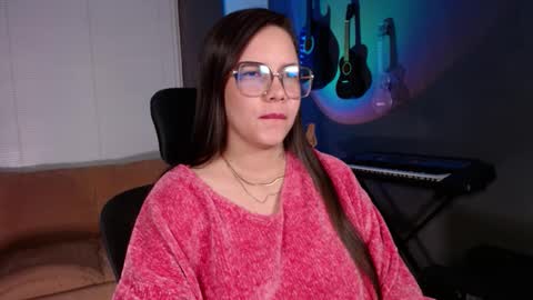 Kay online show from December 3, 6:16 am