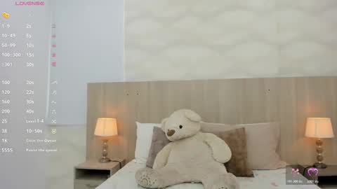   online show from October 31, 11:36 am