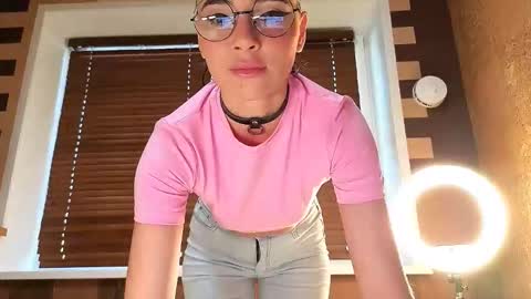 kaycee__ online show from October 19, 5:53 am