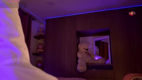 Snapshot of kaylacollins1 chatting on March 8, 12:42 am Kayla  online show from March 8, 12:42 am