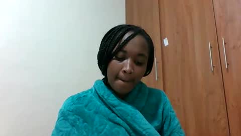 kaylar online show from June 8, 5:14 pm