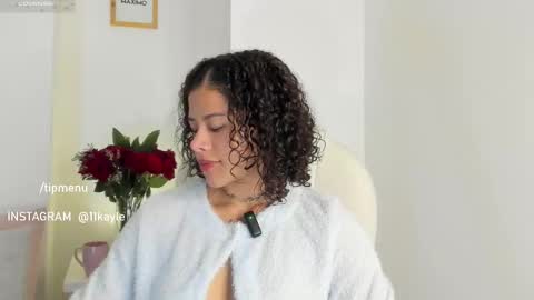 INSTAGRAM AND TW 11kayle online show from February 5, 1:25 pm