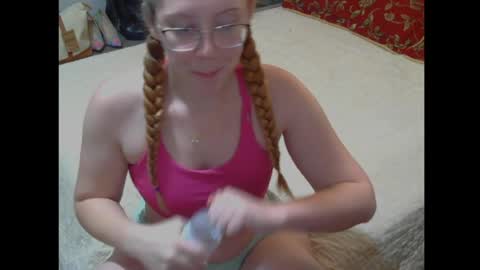 kaylee kakes online show from July 6, 8:22 pm