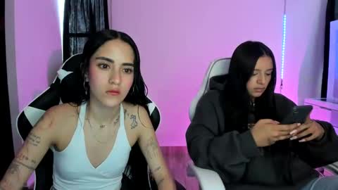 Snapshot of kaylie_xxx chatting on January 12, 9:19 pm kaylie online show from January 12, 9:19 pm