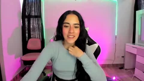 Snapshot of kaylie_xxx chatting on January 27, 9:11 pm kaylie online show from January 27, 9:11 pm