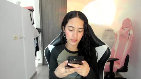 Snapshot of kaylie_xxx chatting on September 10, 7:58 pm kaylie online show from September 10, 7:58 pm