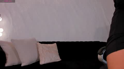 Kay online show from June 28, 4:08 am