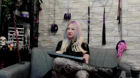 Miss Kazia online show from May 1, 12:47 am