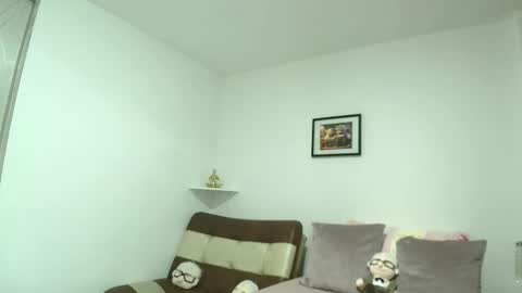KazzuRoux001 online show from October 14, 7:05 pm