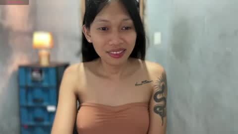 Its me Cora online show from April 12, 12:08 pm