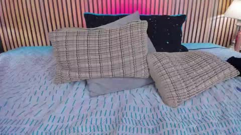 keeyla stone online show from February 12, 4:14 am