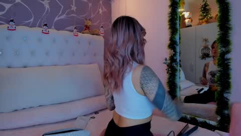 Keila online show from December 22, 1:00 pm