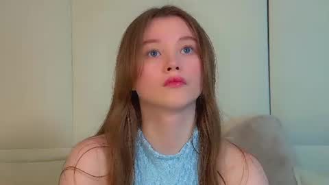 Keira online show from June 15, 6:08 pm